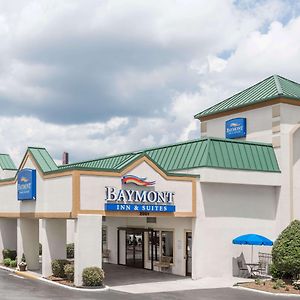 Baymont By Wyndham Greensboro/Coliseum